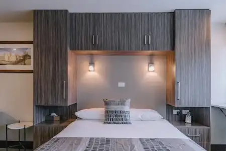 429 Apartments and Suites - 46
