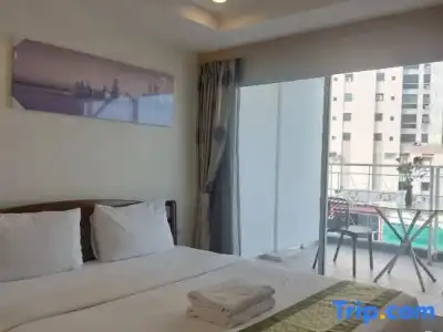 V Check Inn Sukhumvit 22 - 74
