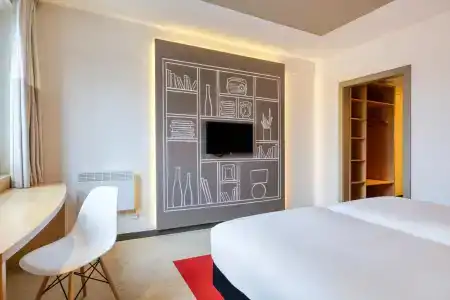 B&B Mons Gare - 47