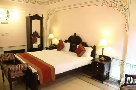 WelcomHeritage Traditional Haveli - 29