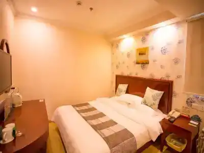 Greentree Inn Shanghai Pudong Airport Chuansha Express - 28