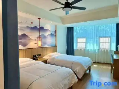 Tropic Towers Apartments - 47