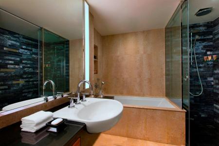 Royal Orchid Sheraton Riverside - 39