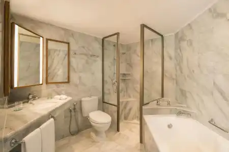 Le Meridien Jakarta - 9