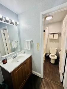 Canyon Inn Motel - 22
