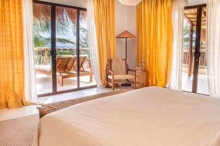 Dune Boutique located at the party zone - 4