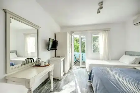 Kefi Beach and Suites - 82