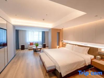 Guangzhou Zhejiang - 137