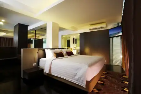 B-Lay Tong Beach Resort - 5