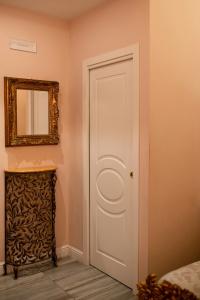Impero Vaticano Suites Guest House - 157