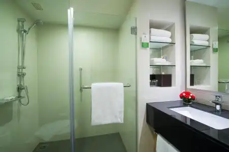 Holiday Inn BANGKOK SILOM by IHG - 7