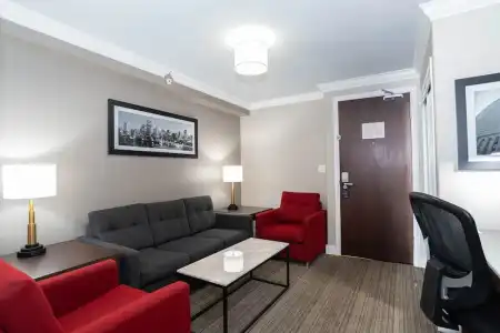 Sandman & Suites Calgary South - 74