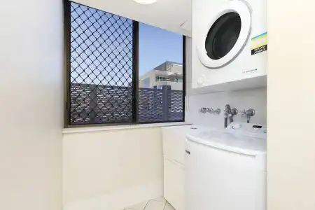 The Astor Apartments - 88