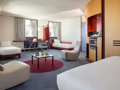 Novotel Suites Marseille Centre Euromed - 120