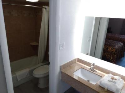 Gateway Inn Savannah - 30