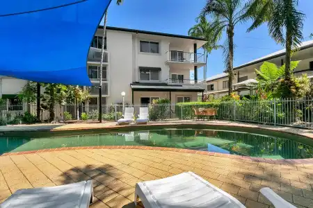 Cairns Reef Apartments & Motel - 12