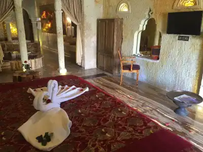 Oread Cave Suites - 333