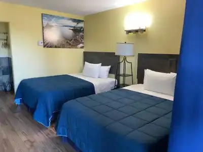The Port-O-Call Inn & Suites - 28