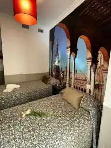 Hostal Paco's - 30