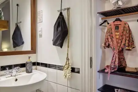 66 Guldsmeden - 104