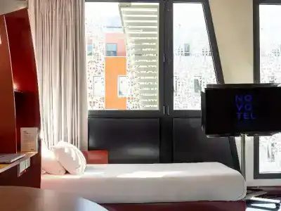 Novotel Suites Marseille Centre Euromed - 75