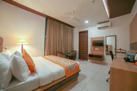 Grand Regency by JMD Group - 35