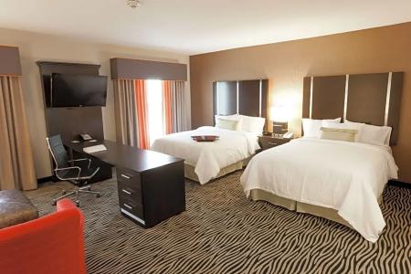 Hampton Inn & Suites Tulsa/Central - 52