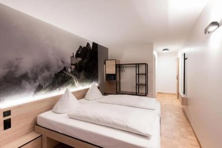 Schwarzwälder Hof - 79