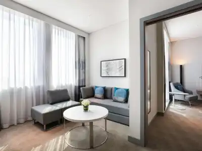 Novotel Bur Dubai - 64