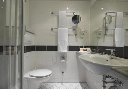 IntercityBerlin Ostbahnhof - 50