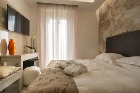Stella d'Oro - 333