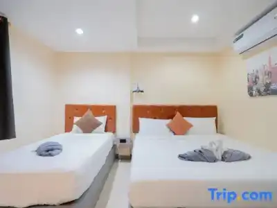 Square One Patong - 113