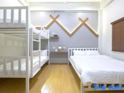 BED Friends Poshtel - 62