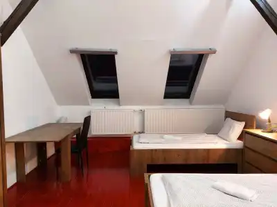 Black Sheep Budapest Hostel - 4