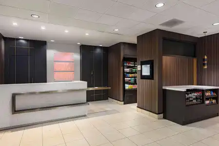 Hilton Garden Inn Los Angeles / Hollywood - 1