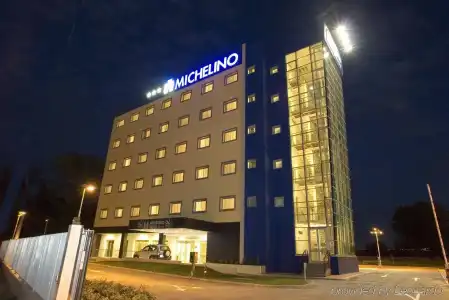 Michelino 75 by The Sydney - 0