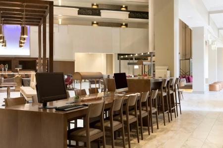 Embassy Suites by Hilton Phoenix Downtown North - 36