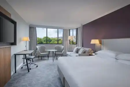 Deltas by Marriott Bristol City Centre - 81
