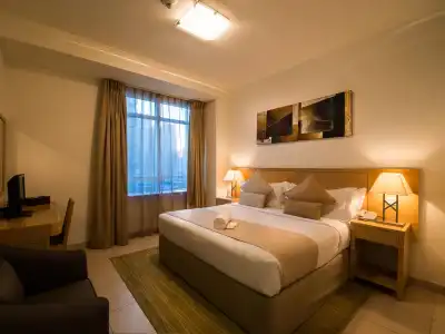 Oaks Liwa Heights Suites - 3