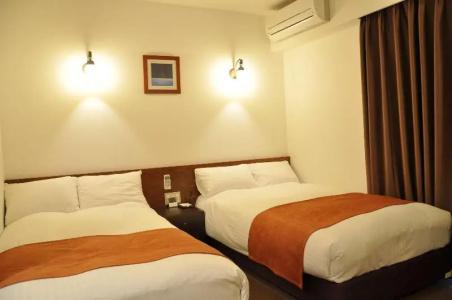HOTEL NOAH - 18