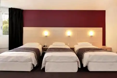 Hôtel ALBA - 52