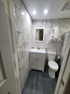 Desert Hills Motel - 52