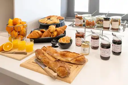 Best Western Dijon Centre Gare - 93