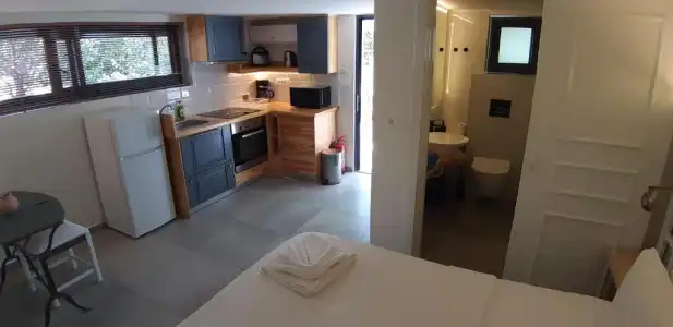 Artemis Village Apartments & Studios - 94