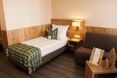 & Restaurant Zum Reussenstein - 41