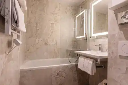 Montcalm - 52