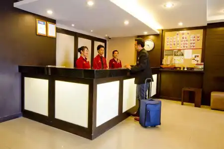 Sinsuvarn Airport Suite - 32