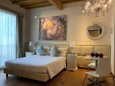 Florence Art Apartments - 3