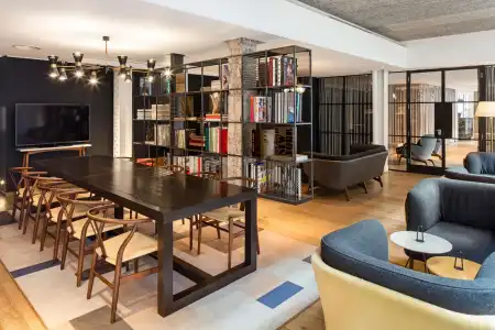 Radisson Blu, London Mercer Street - 8