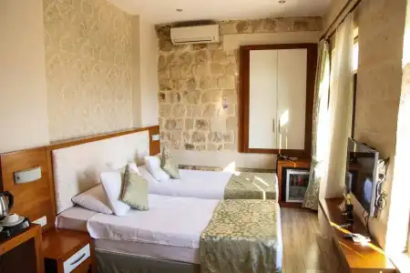 Tuğhan - 5